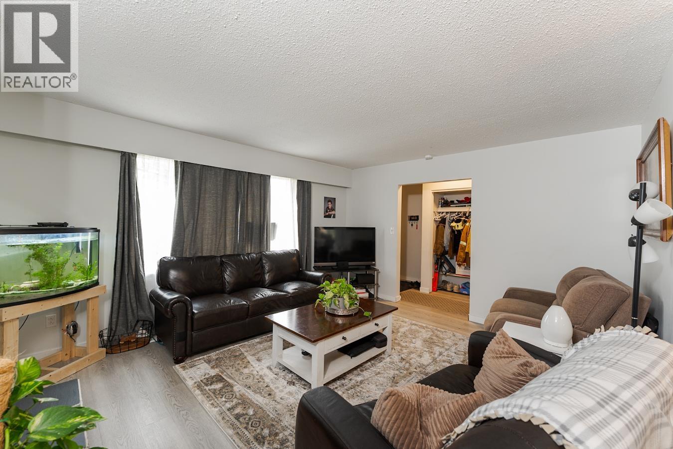 138 MCLEAN DRIVE - 4