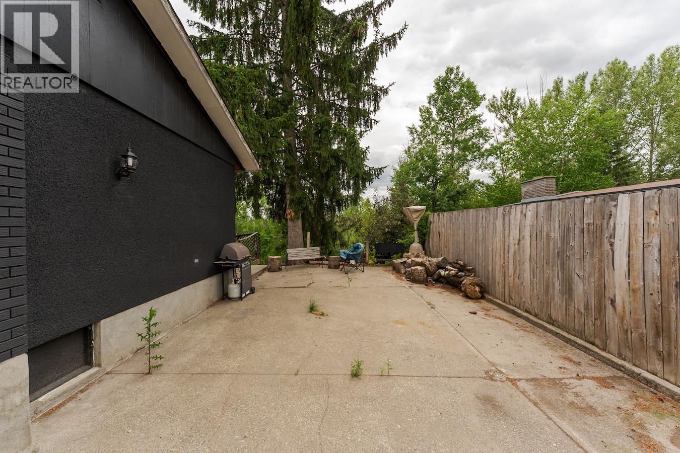 138 MCLEAN DRIVE - 27