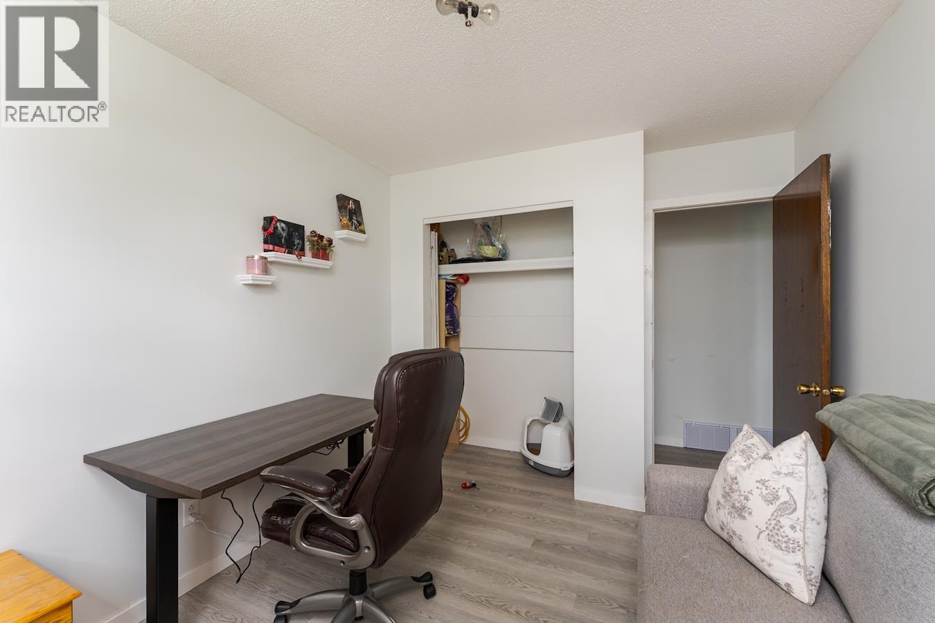 138 MCLEAN DRIVE - 21