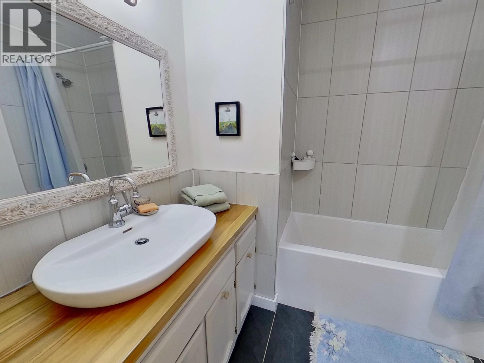 4320 QUESNEL-HIXON ROAD - 24