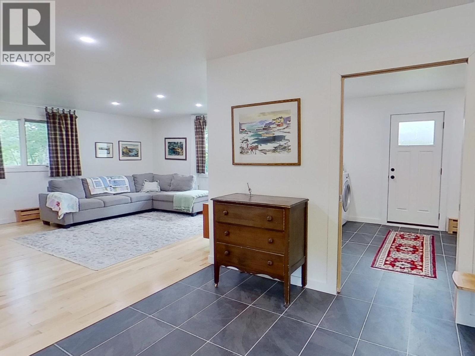 4320 QUESNEL-HIXON ROAD - 6