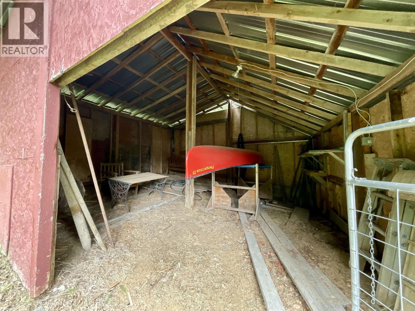 4320 QUESNEL-HIXON ROAD - 32