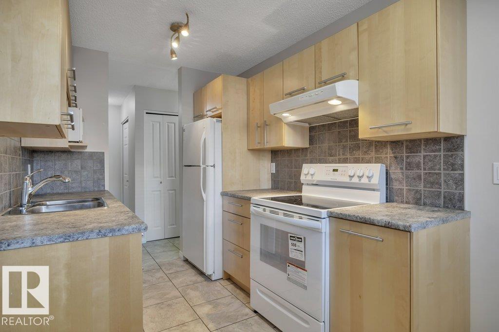 #105 10149 83 AV NW - 11