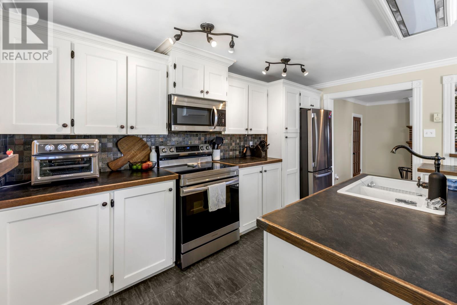 106 St. Clare Avenue - 17