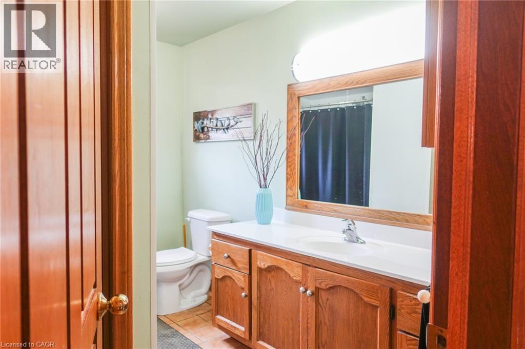 13 KELLY Avenue - 22