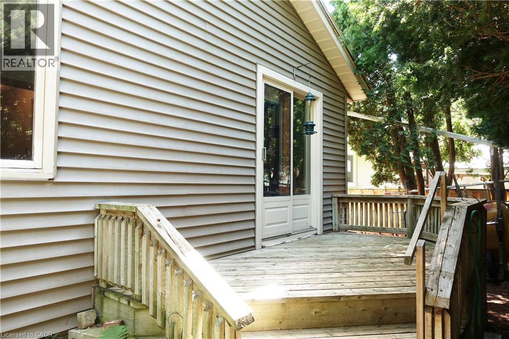 13 KELLY Avenue - 32