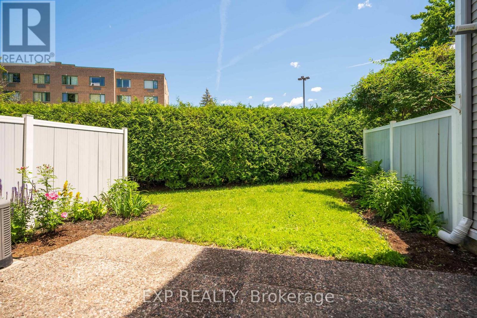 #29 6 FORSYTH LANE - 10