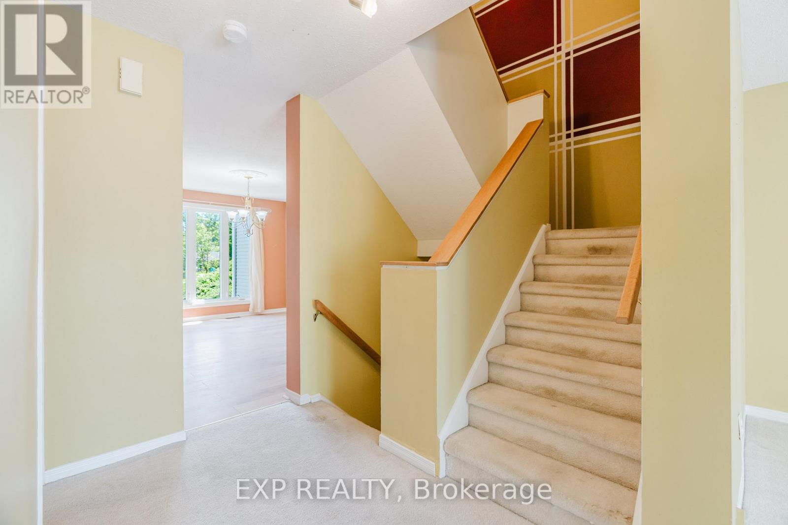 #29 6 FORSYTH LANE - 22