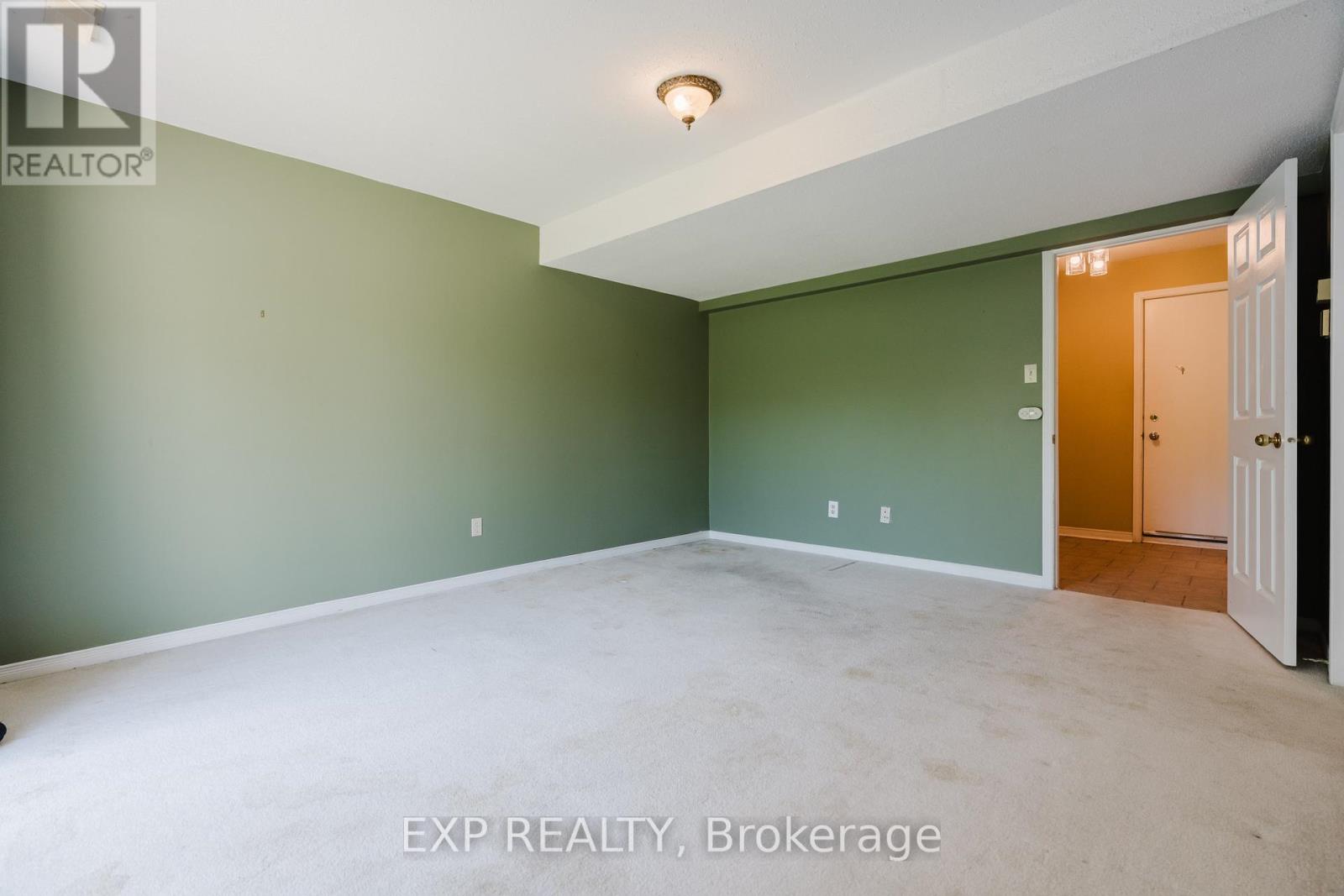 #29 6 FORSYTH LANE - 45