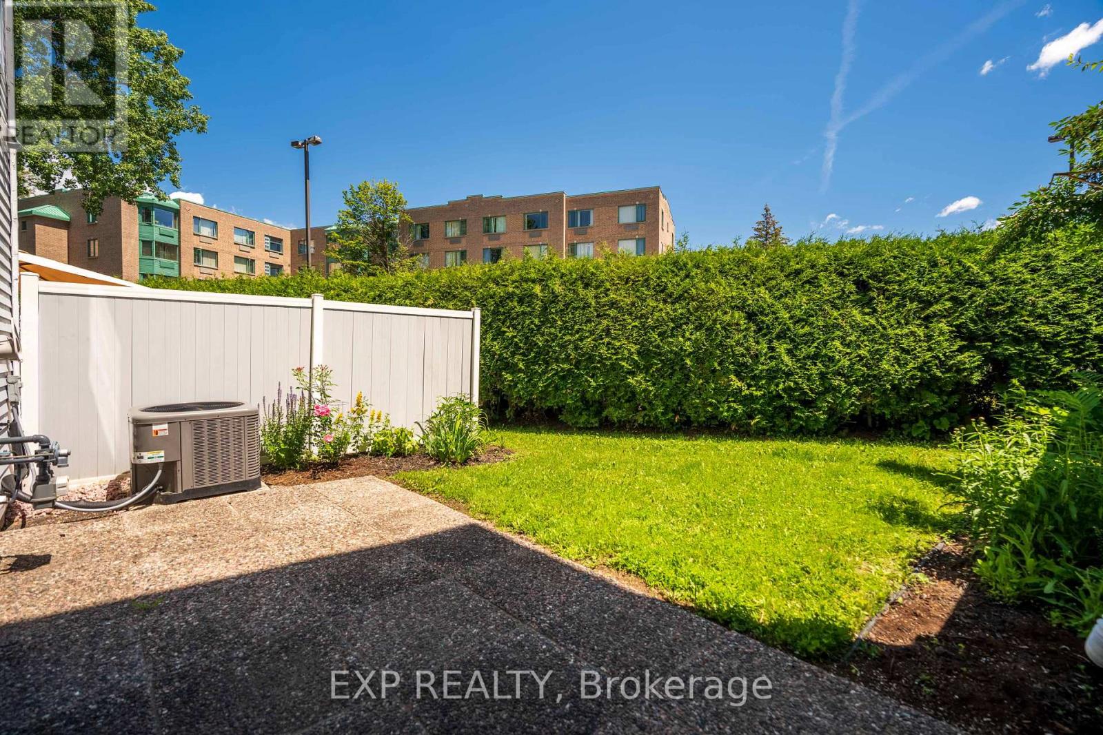 #29 6 FORSYTH LANE - 9
