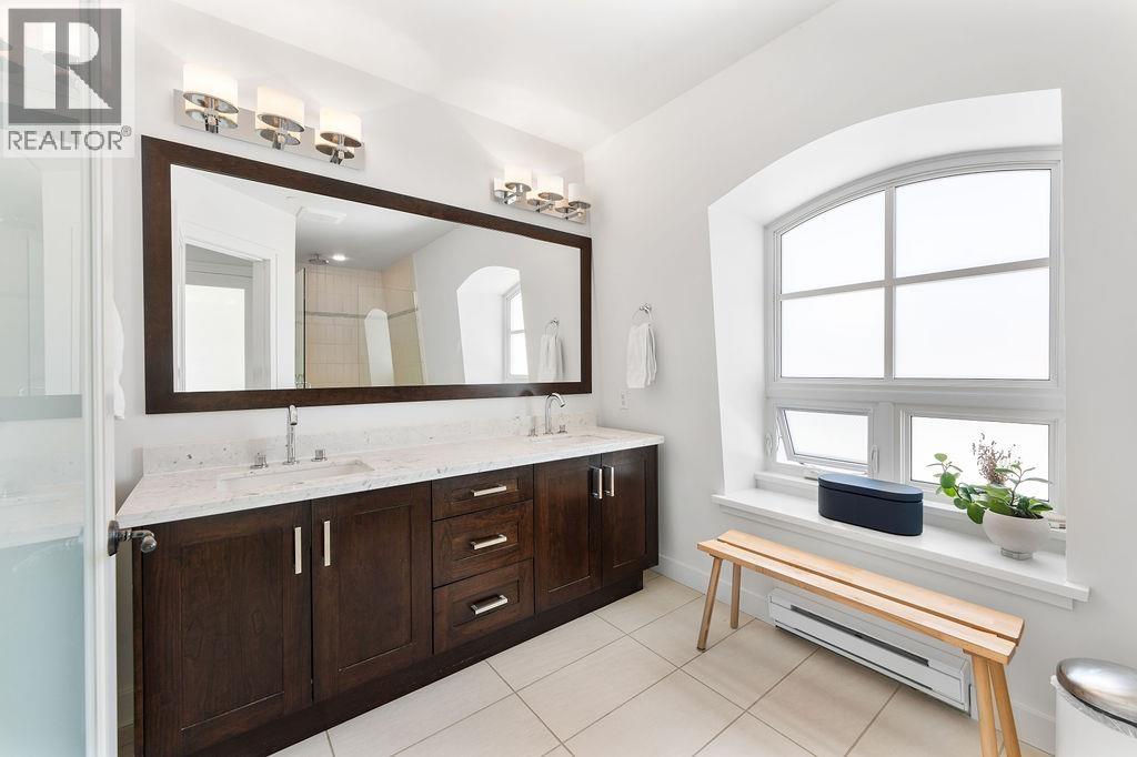 3 Bed, 2 Bath House for Sale in Vancouver – 3025 BIRCH STREET, Vancouver – MLS# R3142928 - Image 17