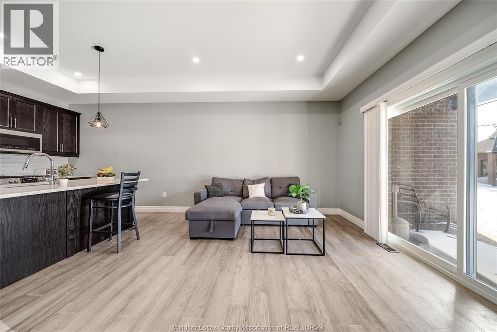 410 CASERTA CRESCENT - 18