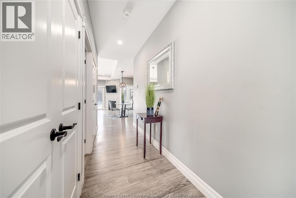 410 CASERTA CRESCENT - 21