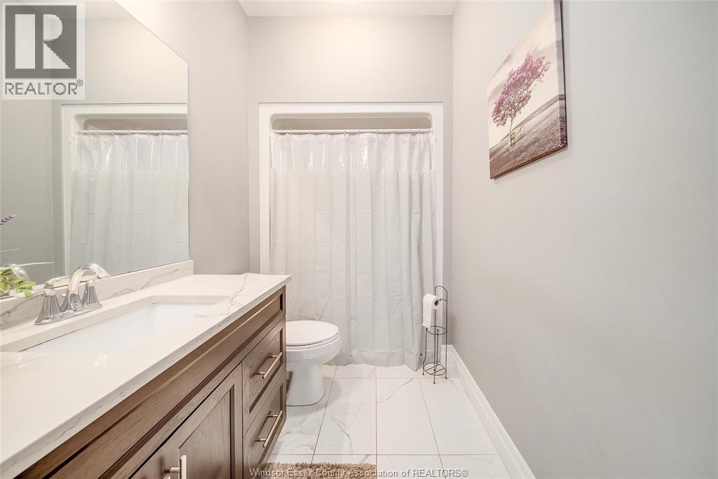 410 CASERTA CRESCENT - 23