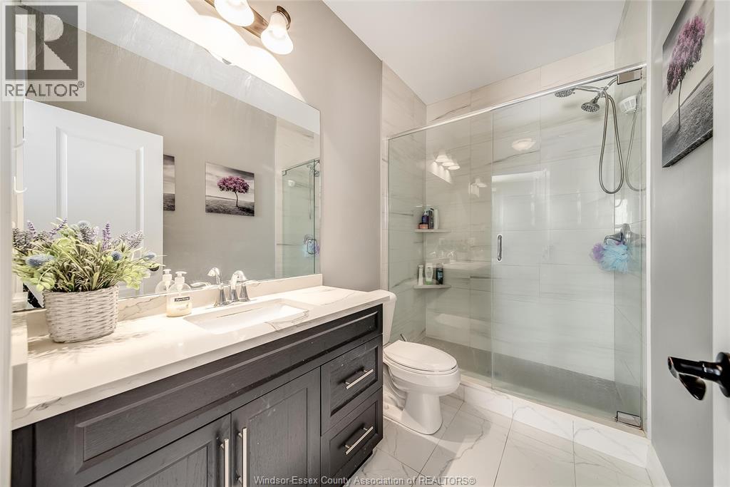 410 CASERTA CRESCENT - 26