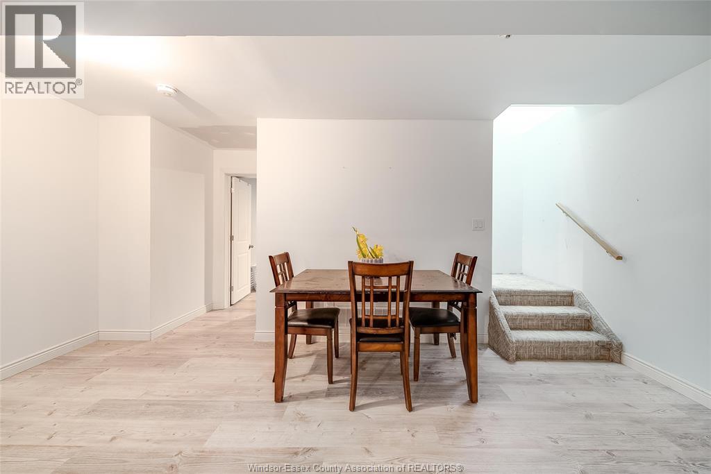 410 CASERTA CRESCENT - 29