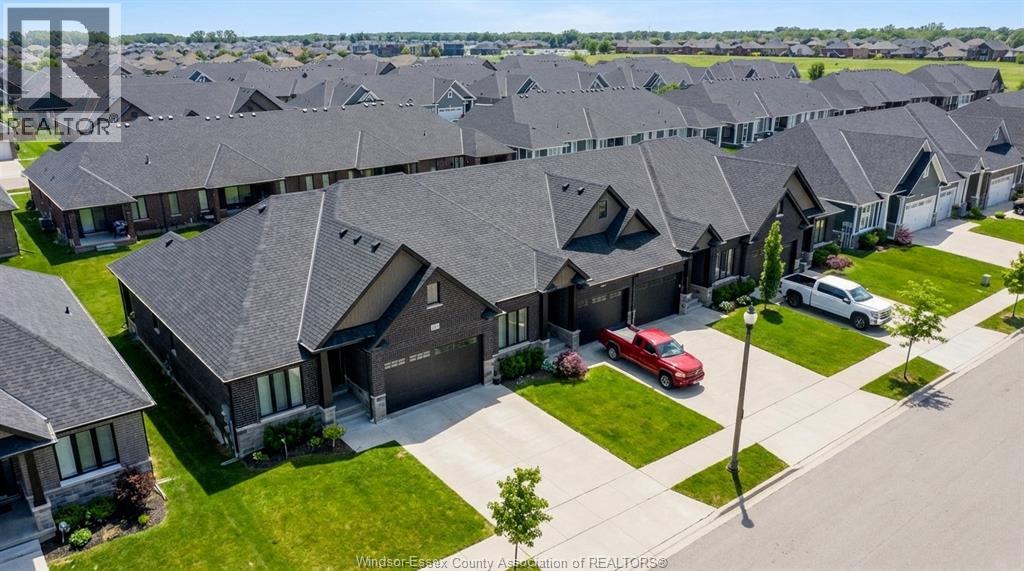 410 CASERTA CRESCENT - 41