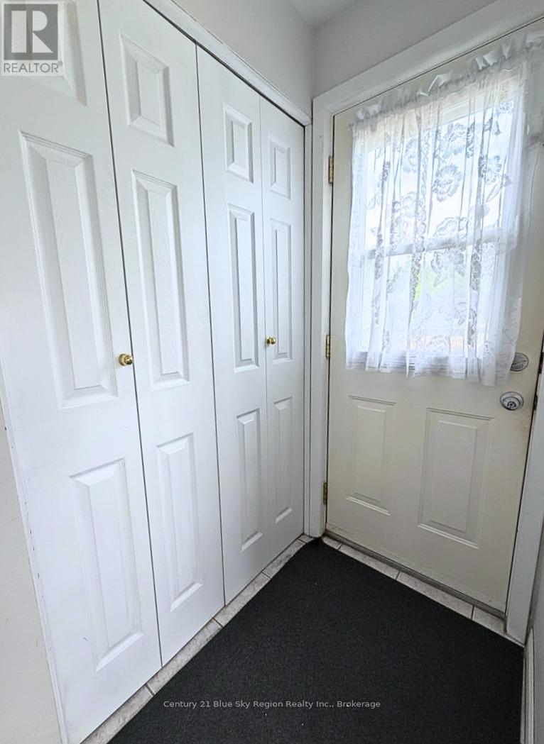 350 LOUIS STREET - 14