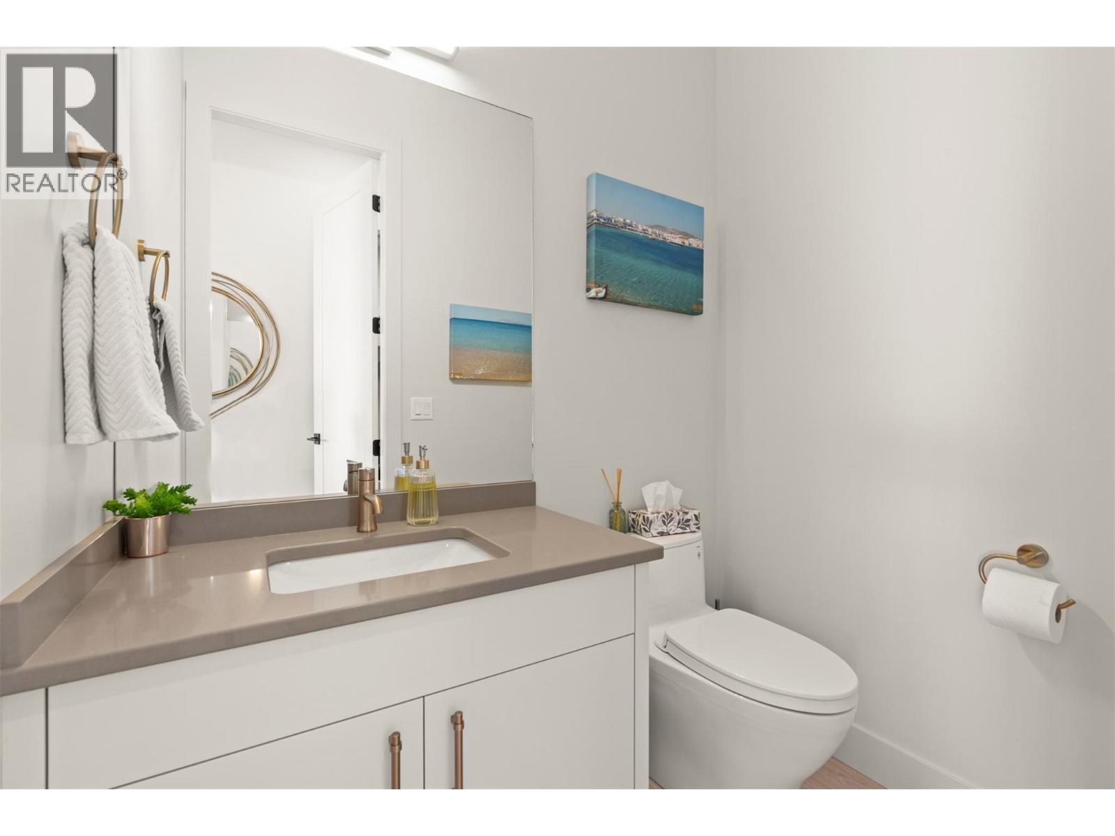 8 Kenyon Road - 11