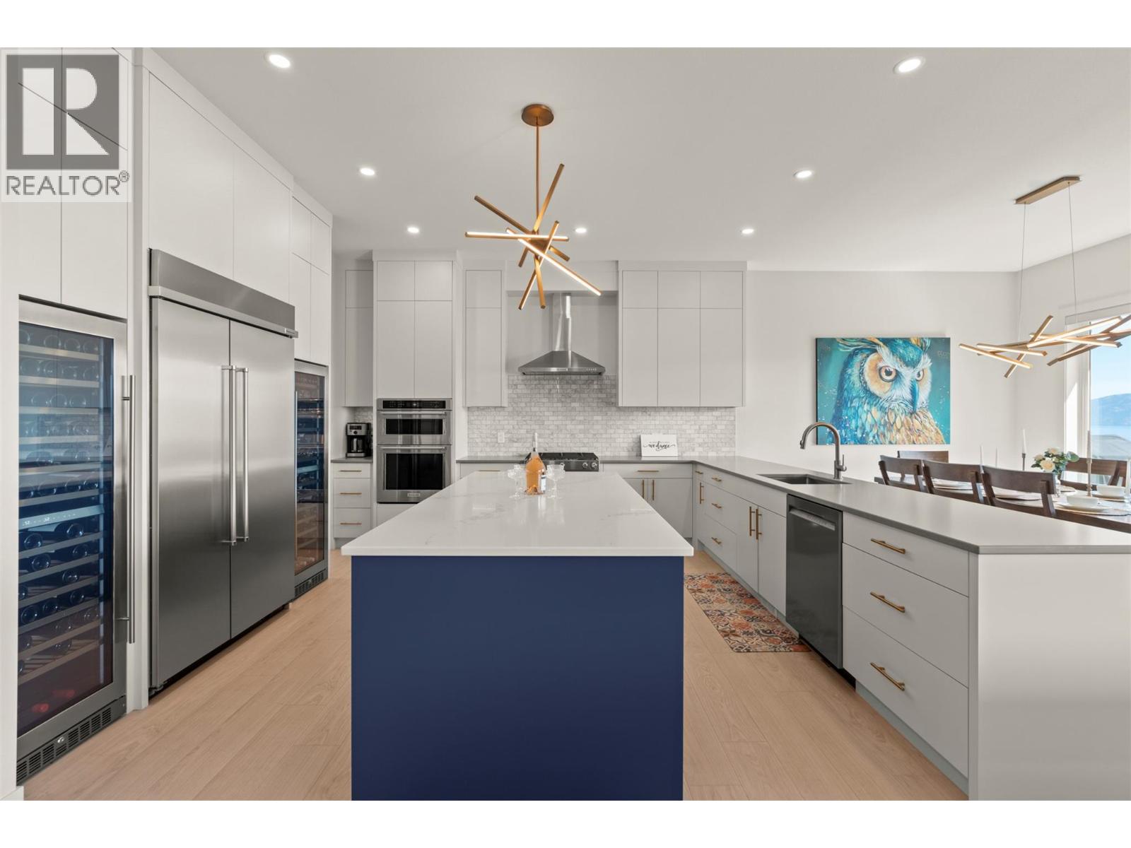 8 Kenyon Road - 13
