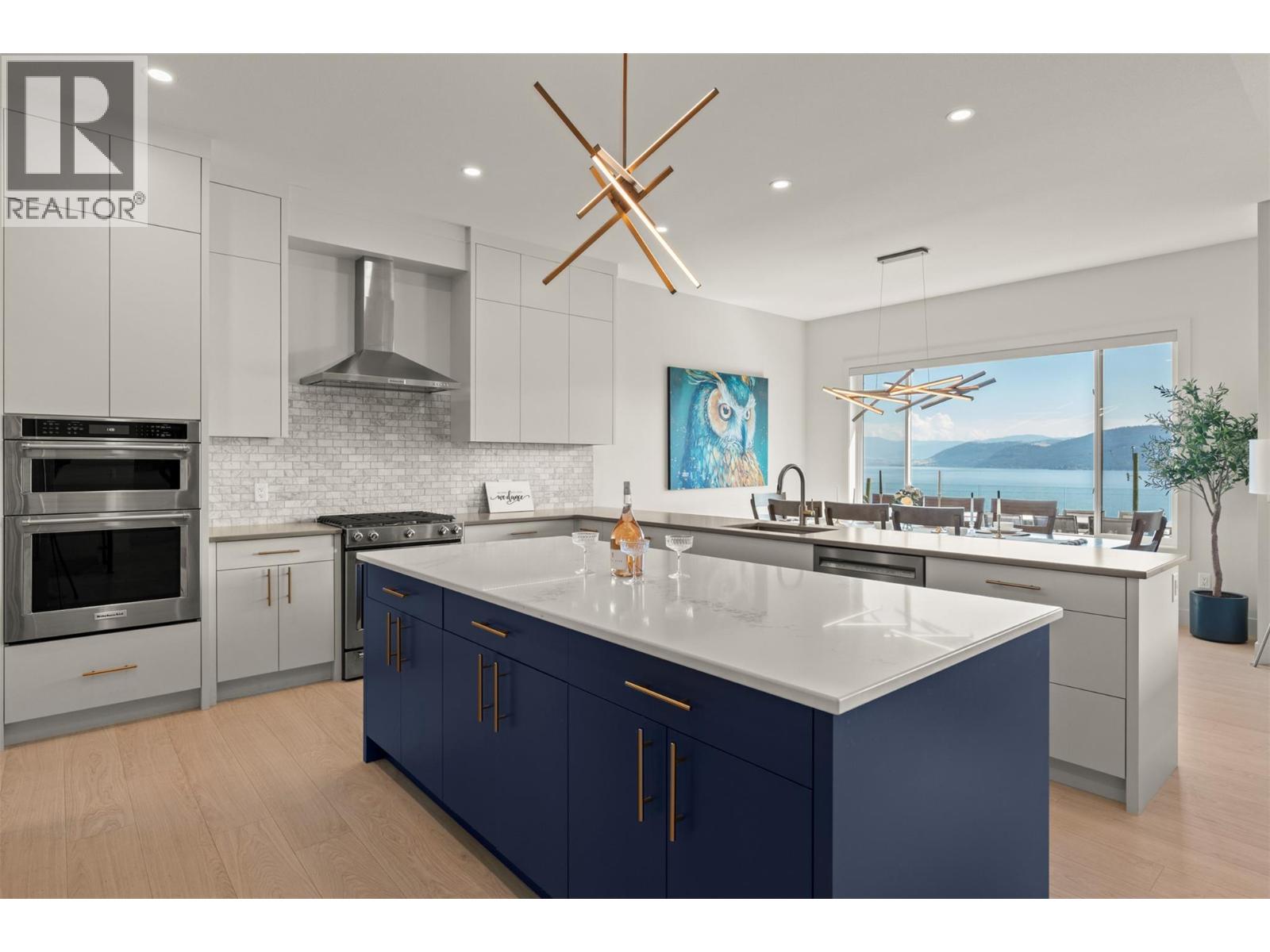 8 Kenyon Road - 16