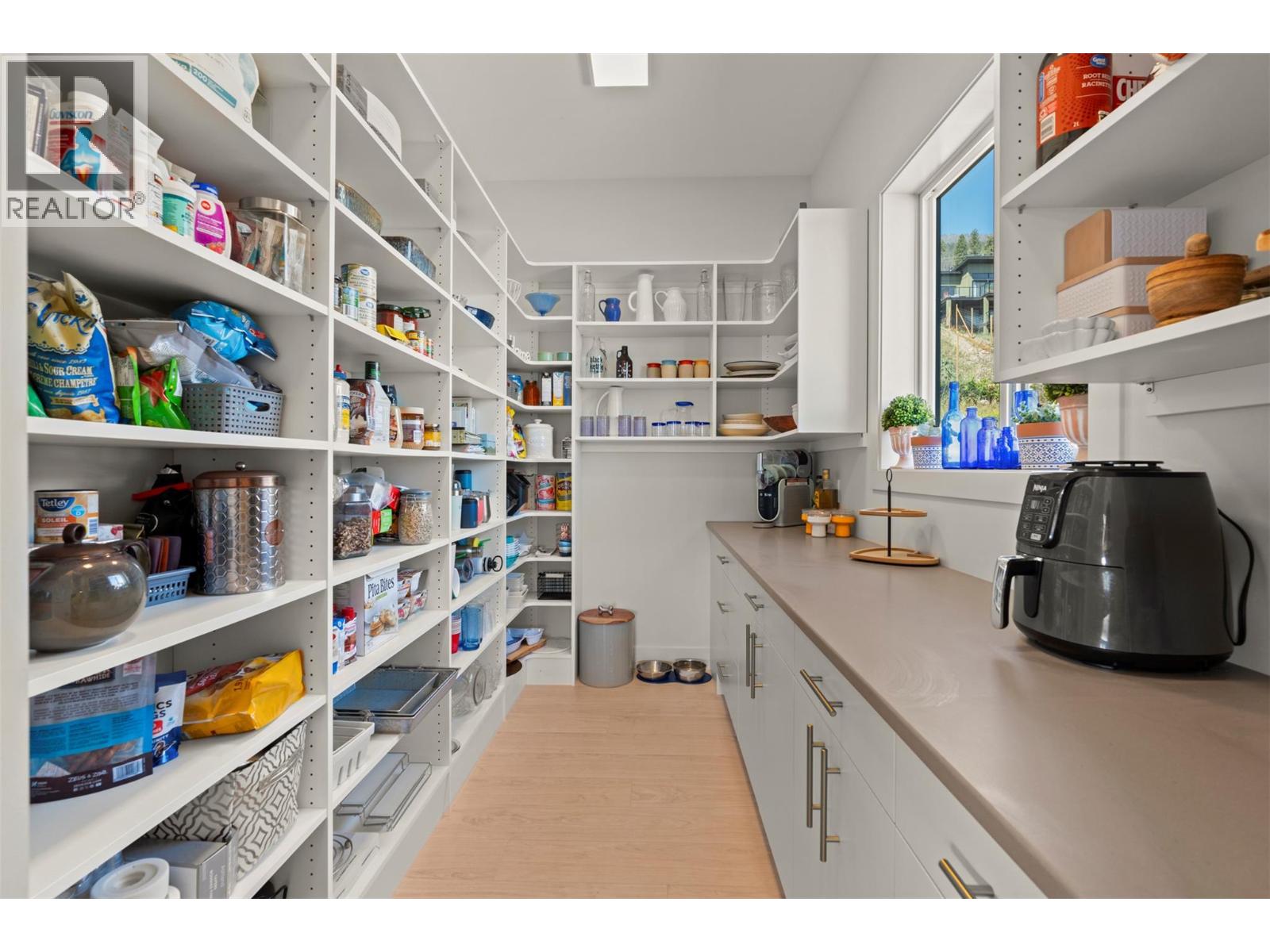 8 Kenyon Road - 20