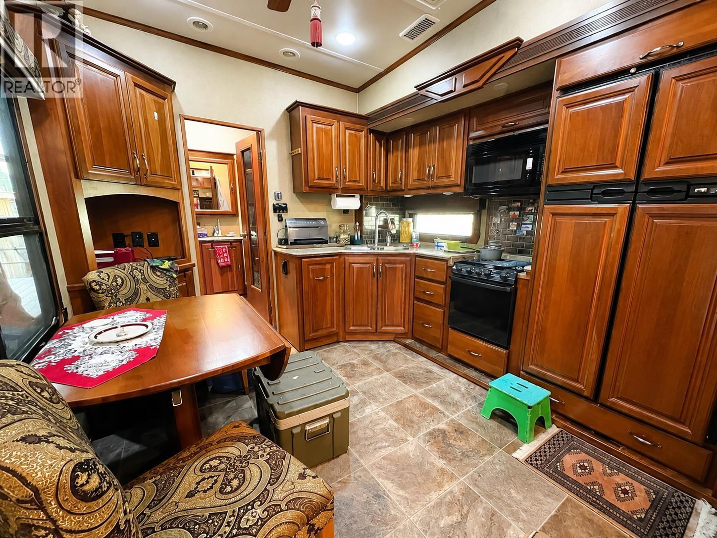 1361 FRANCOIS LAKE ROAD, Fraser Lake