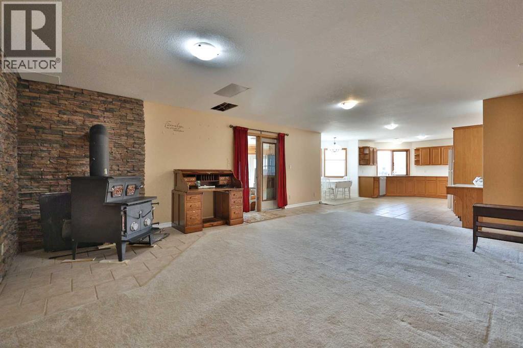 369 S 2 Street W - 39