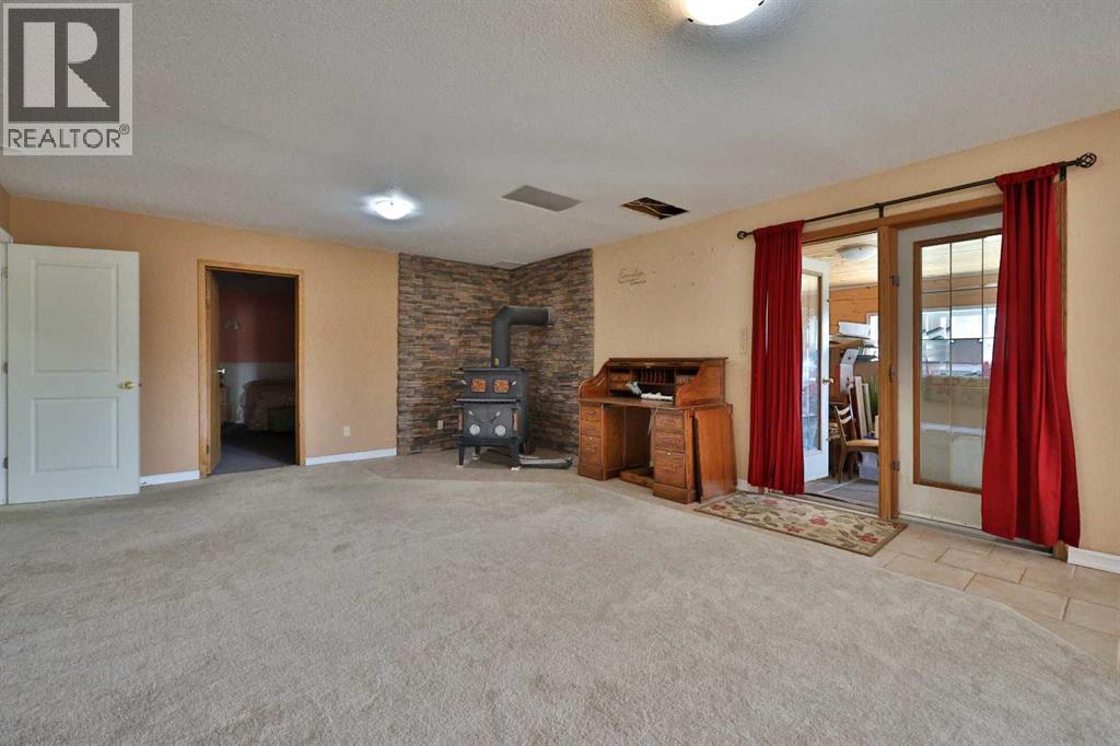 369 S 2 Street W - 40