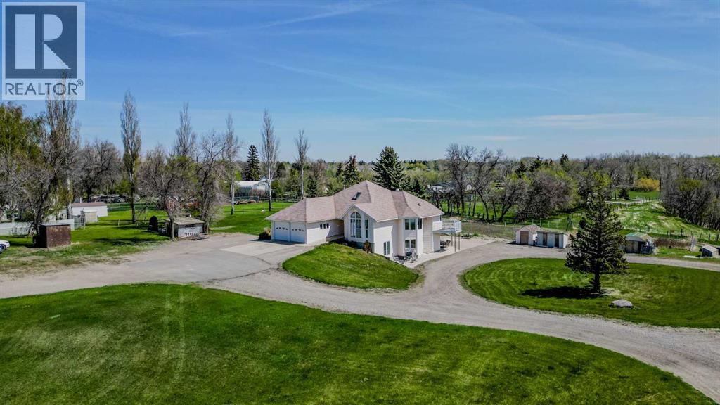 369 S 2 Street W - 2
