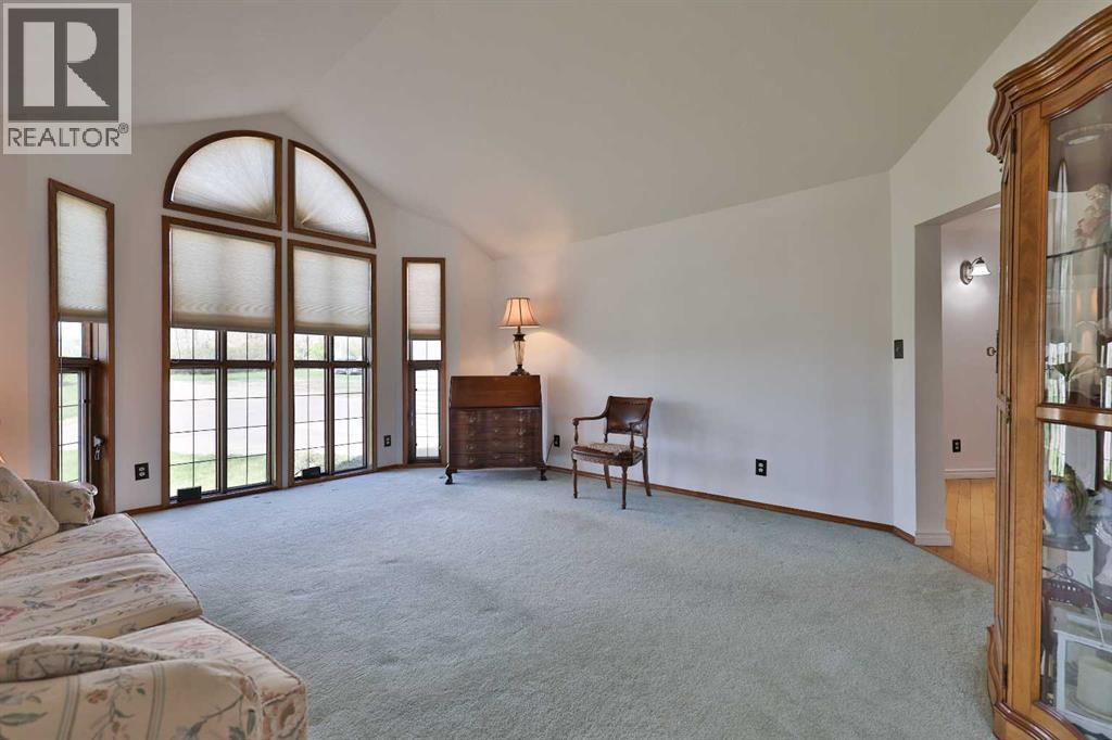 369 S 2 Street W - 6
