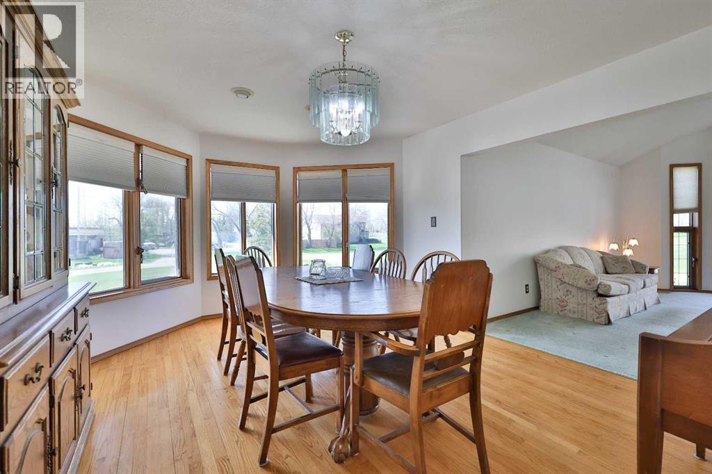 369 S 2 Street W - 16