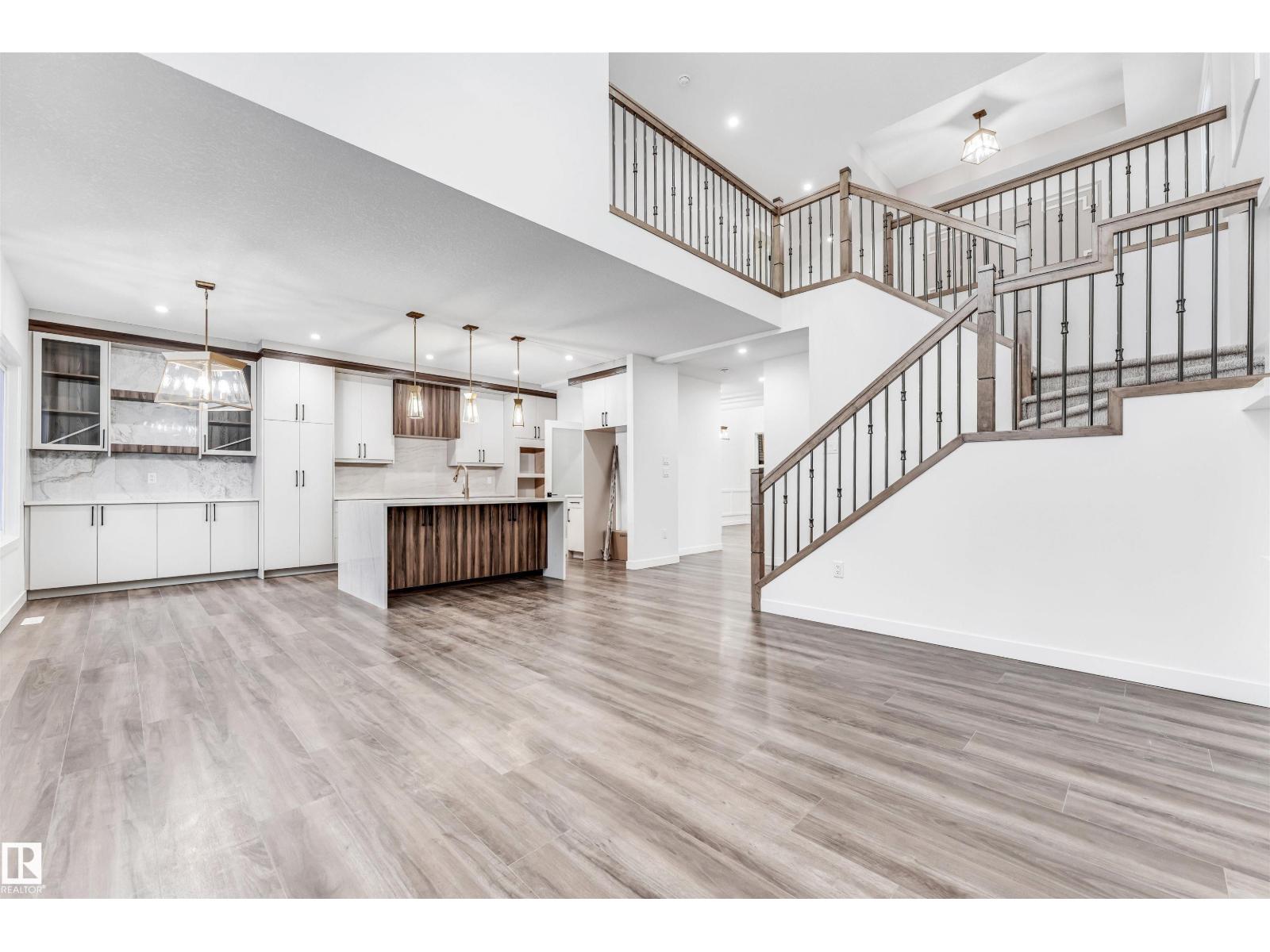 136 Creekside LN - 17