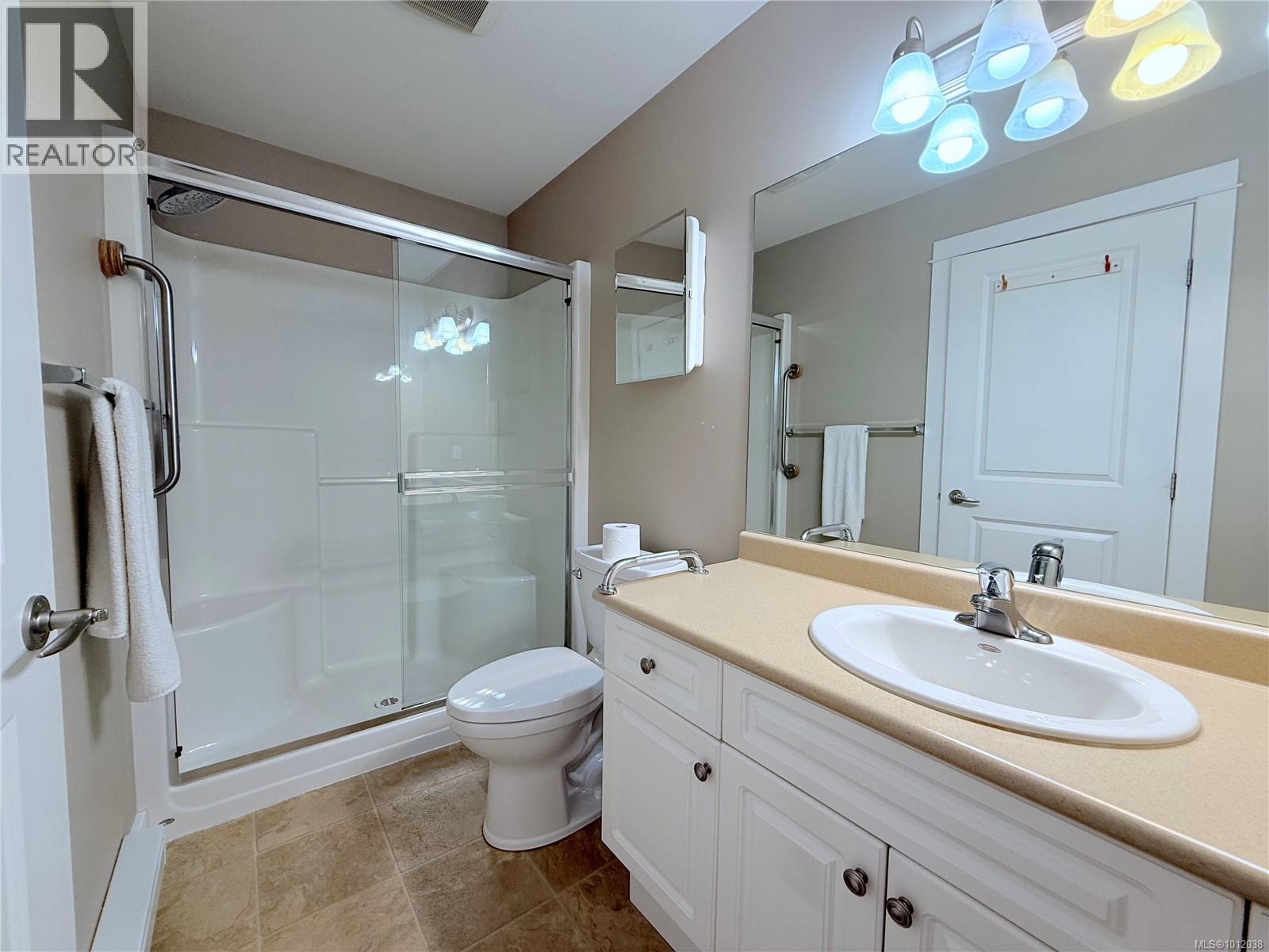 6 769 Merecroft Rd, Campbell River