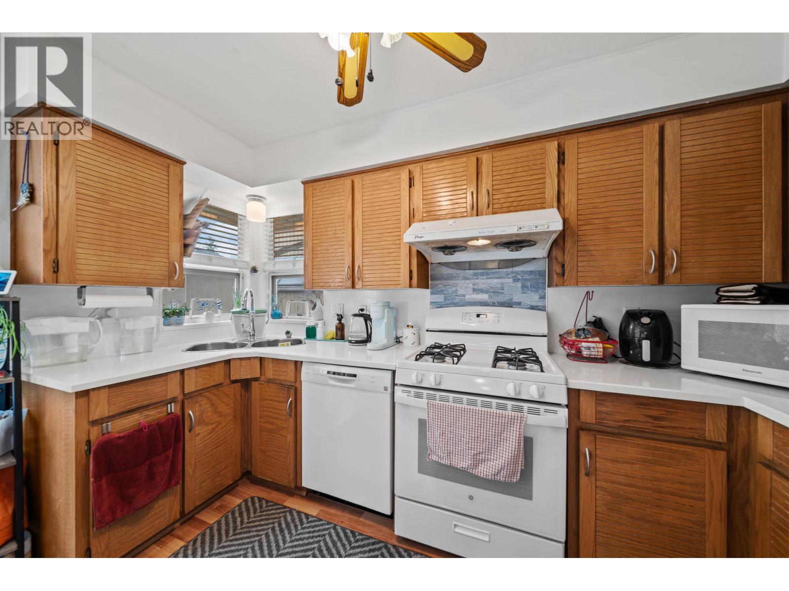 1303 NESTOR STREET, Coquitlam