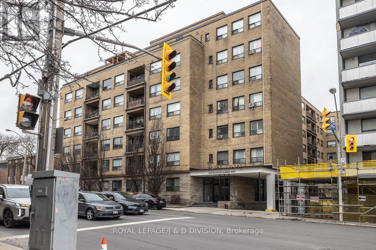 #716 660 EGLINTON AVENUE W - 18