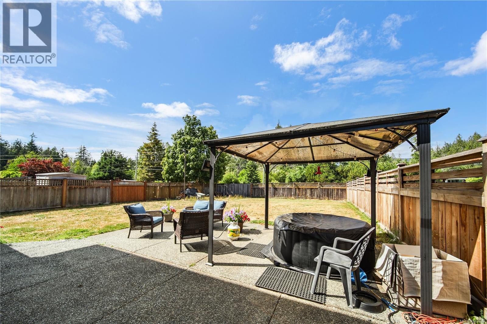 5575 Woodland Cres E - 27