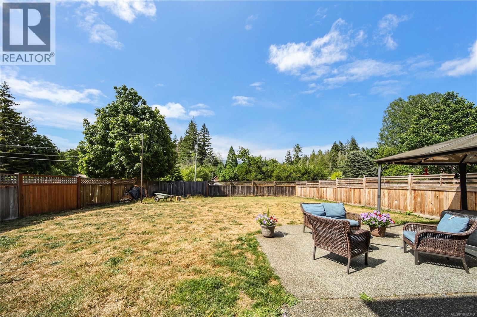 5575 Woodland Cres E - 28