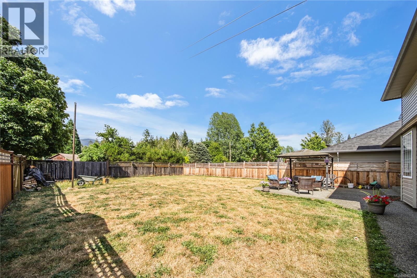 5575 Woodland Cres E - 30