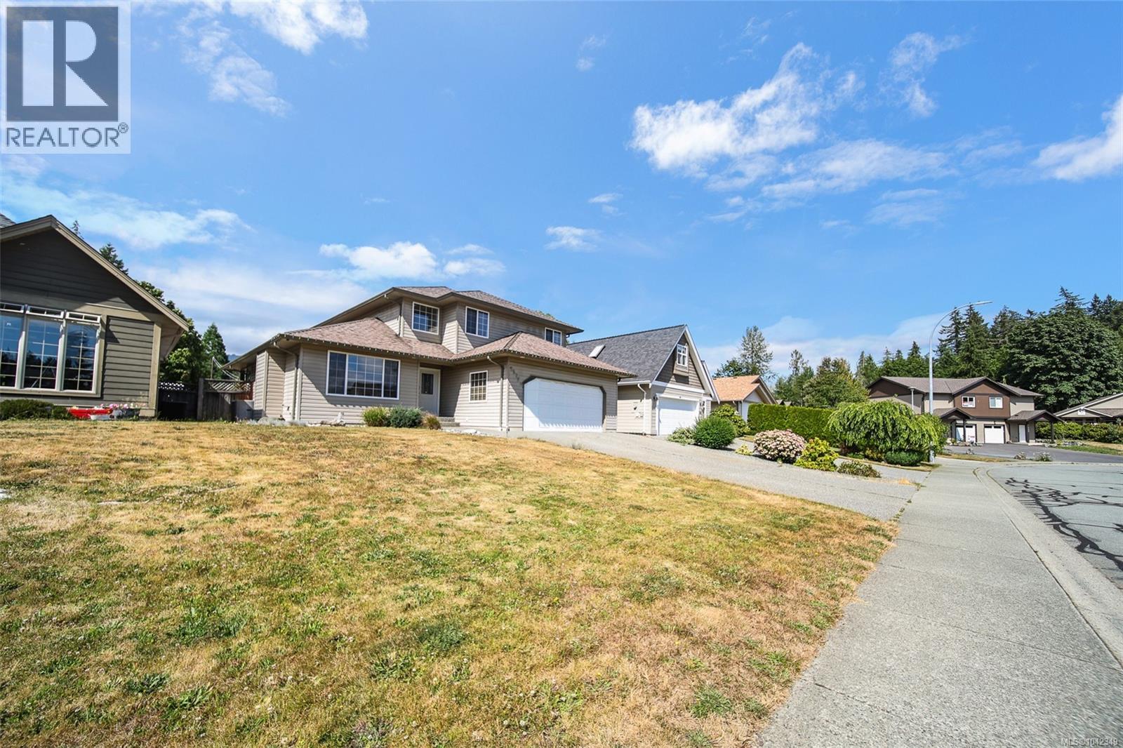 5575 Woodland Cres E - 33