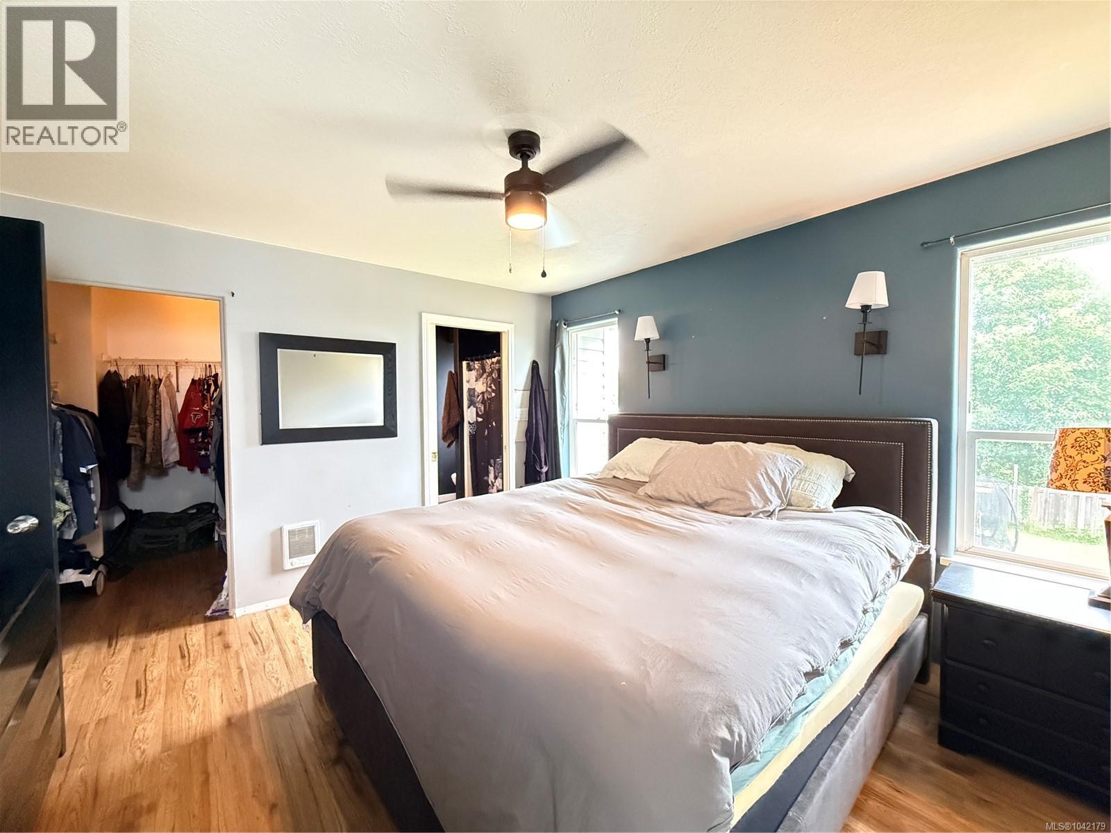 2116 Northland Rd, Port McNeill