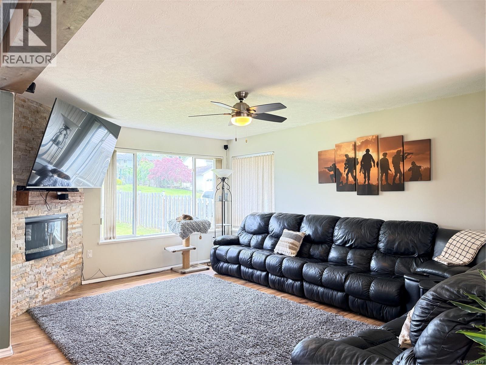 2116 Northland Rd, Port McNeill