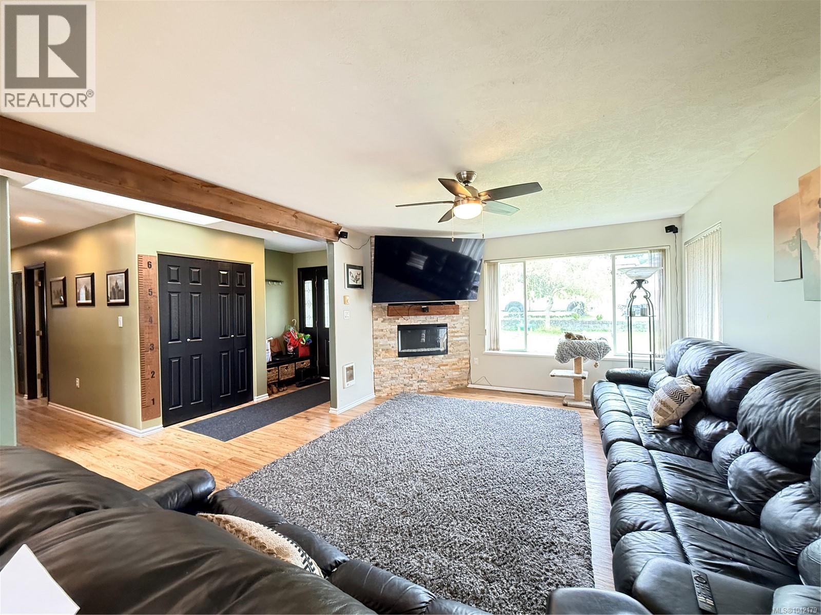 2116 Northland Rd, Port McNeill