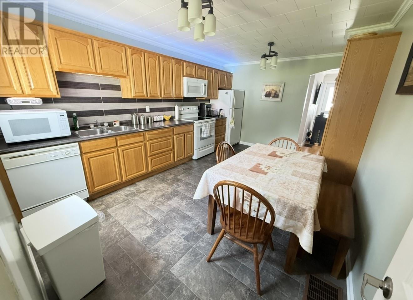20 Sixth Avenue - 13