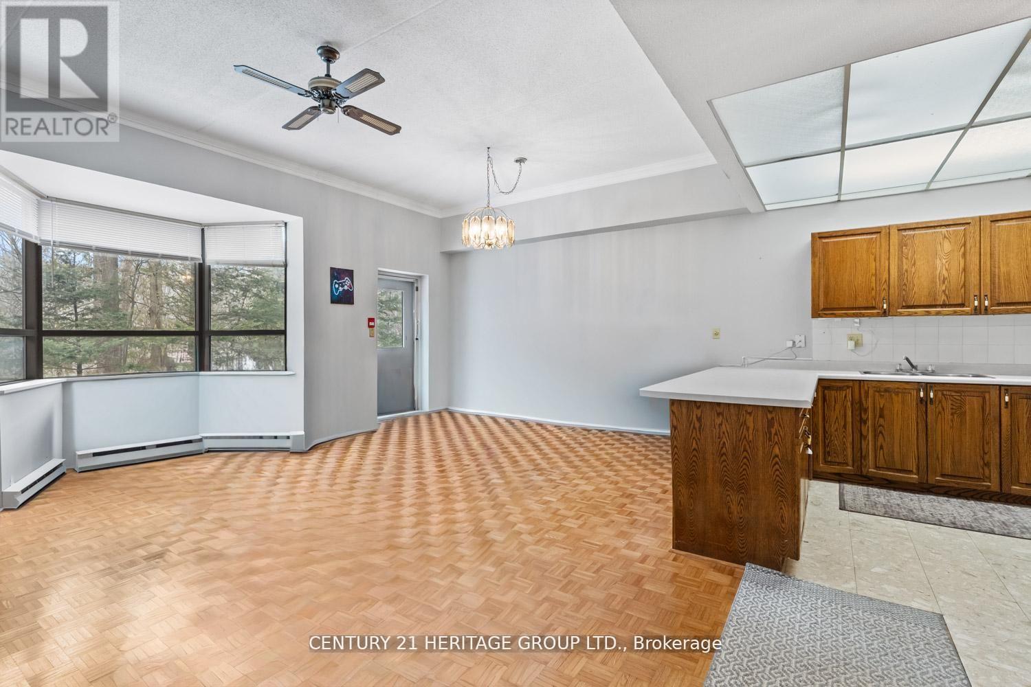 #105 166 OLIVE STREET - 10