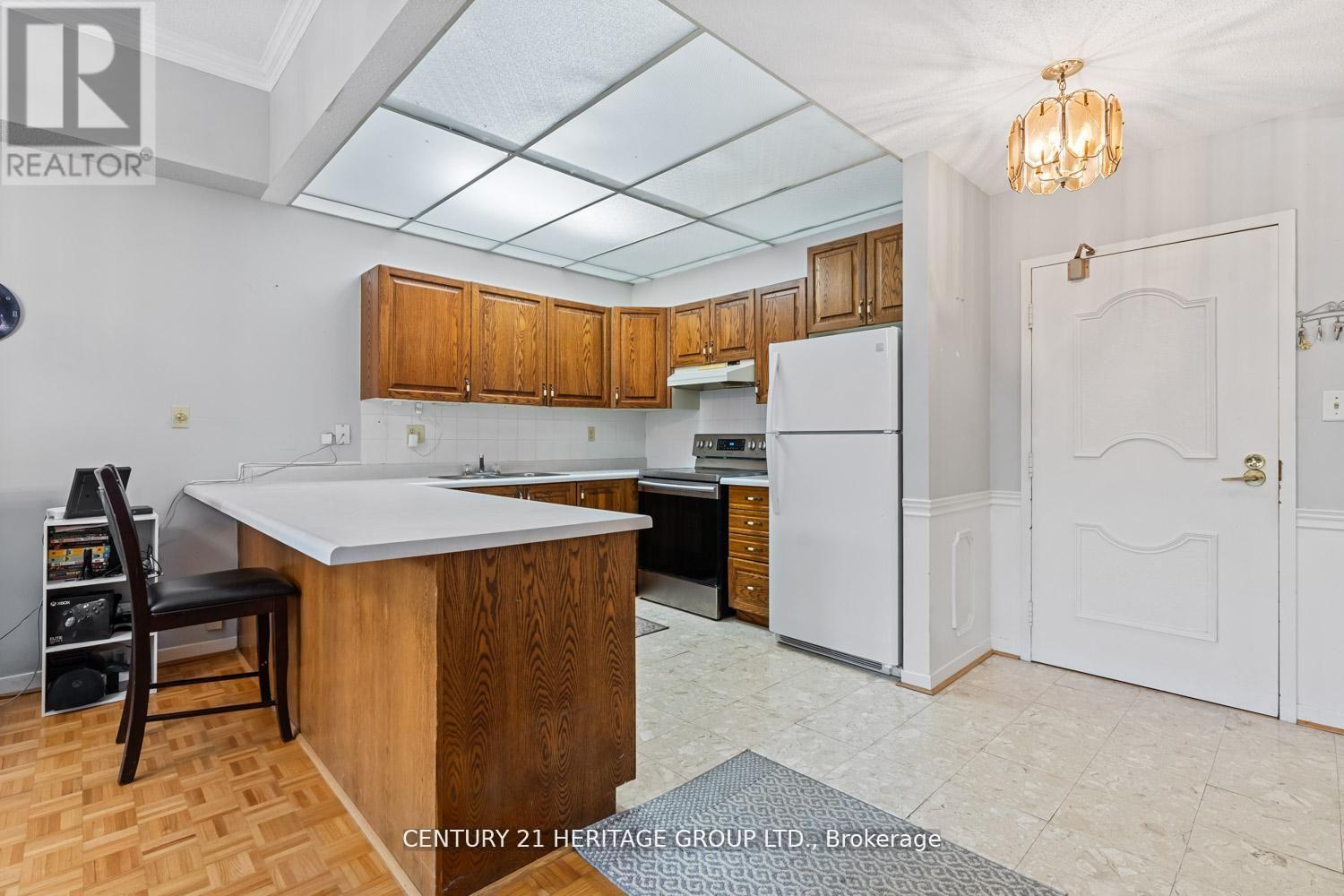 #105 166 OLIVE STREET - 20
