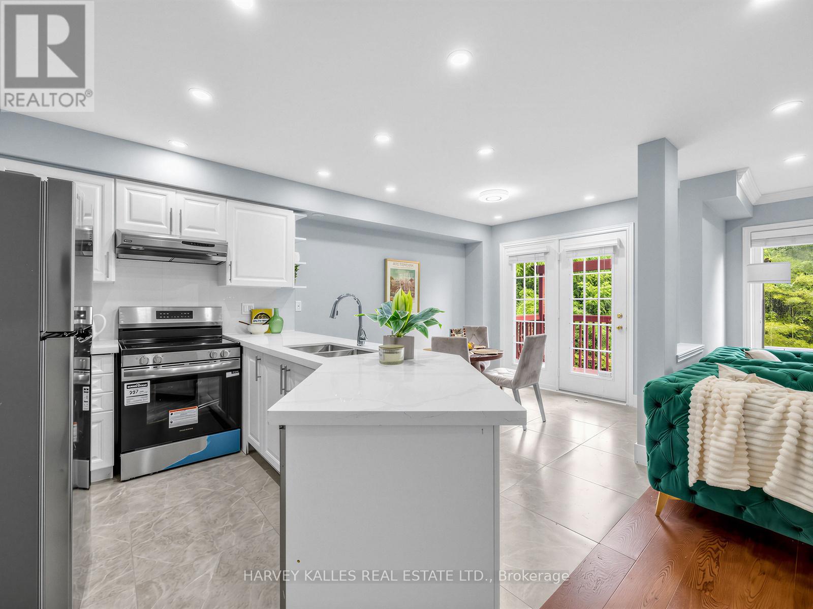 2120 ERIN GATE BOULEVARD - 11
