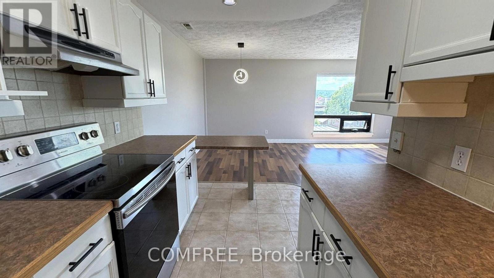 #401 1717 2ND AVENUE E - 5