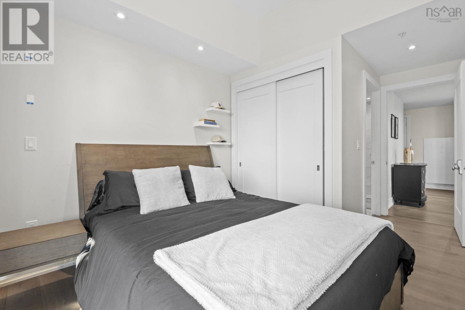 #1101 1585 South Park Street - 24