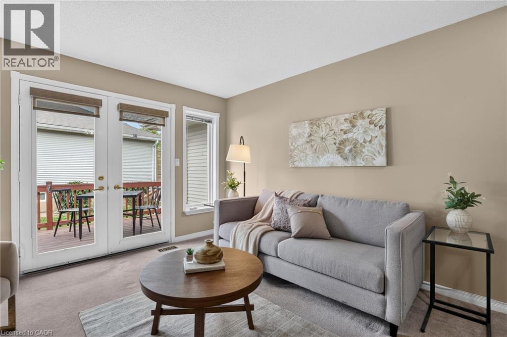 11 GARDEN Drive - Image 16